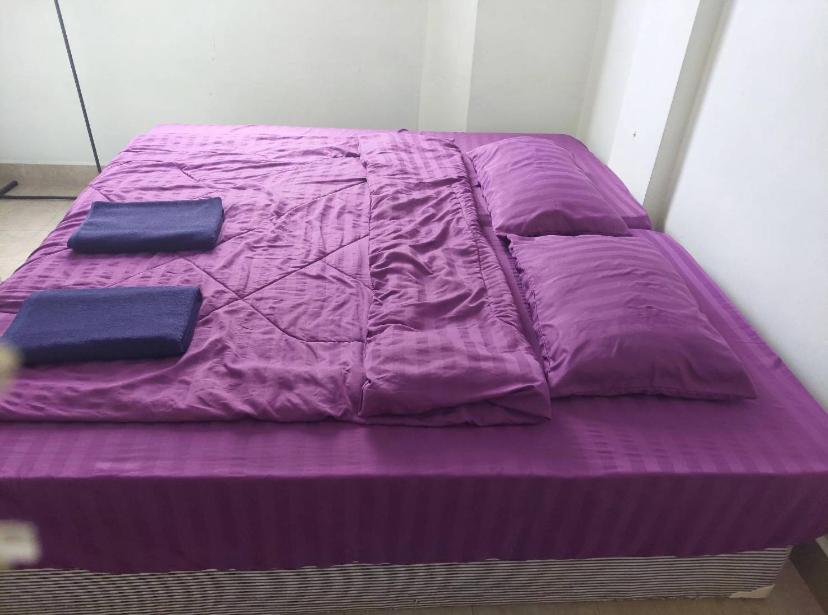 Pluemchai Guesthouse Bãi biển Jomtien Ngoại thất bức ảnh